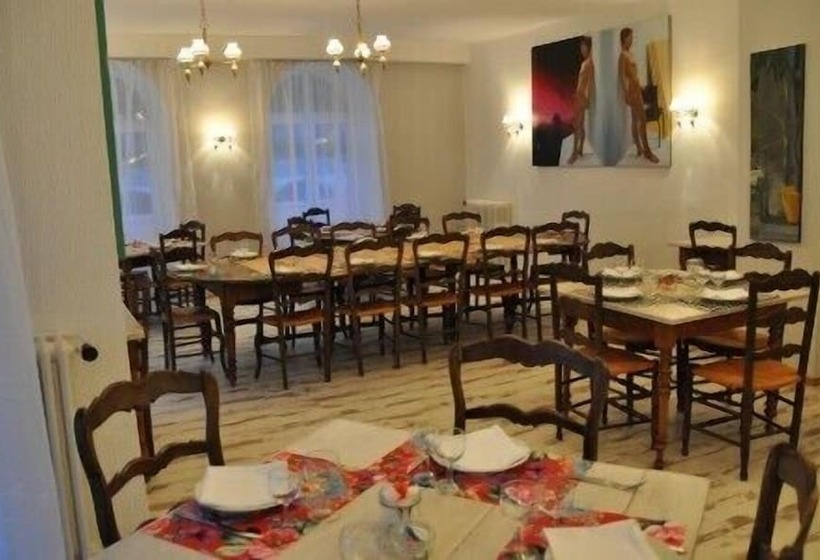 Отель Hôtel Des Eaux Bonnes