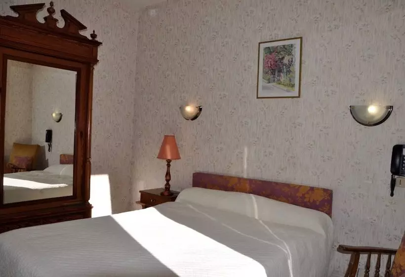 ホテル Hôtel Des Eaux Bonnes