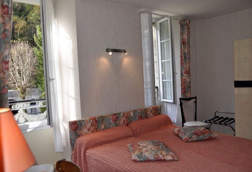 Отель Hôtel Des Eaux Bonnes