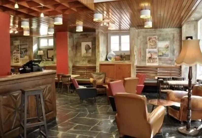 ホテル Hôtel Des Eaux Bonnes