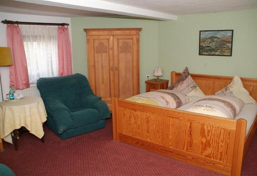 Отель Jägerhalle