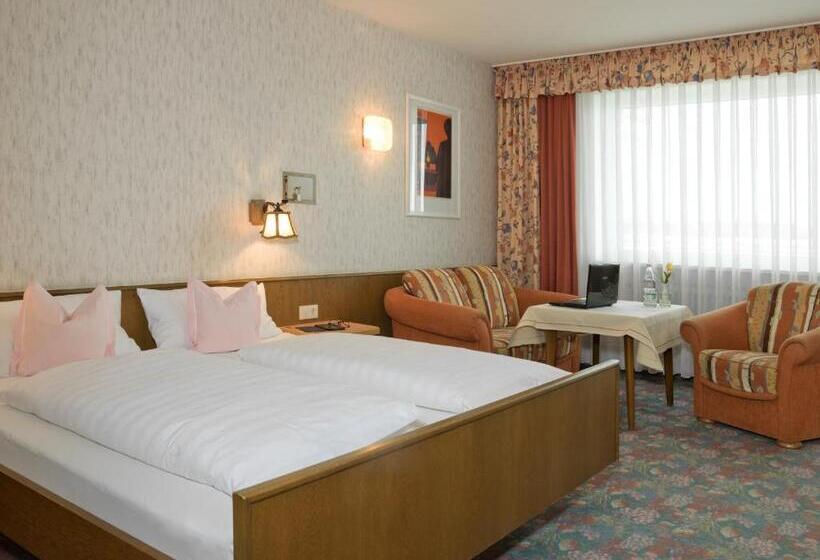 فندق Pension Fent