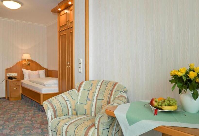 فندق Pension Fent