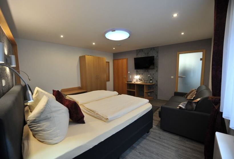 Отель Restaurant Ehses