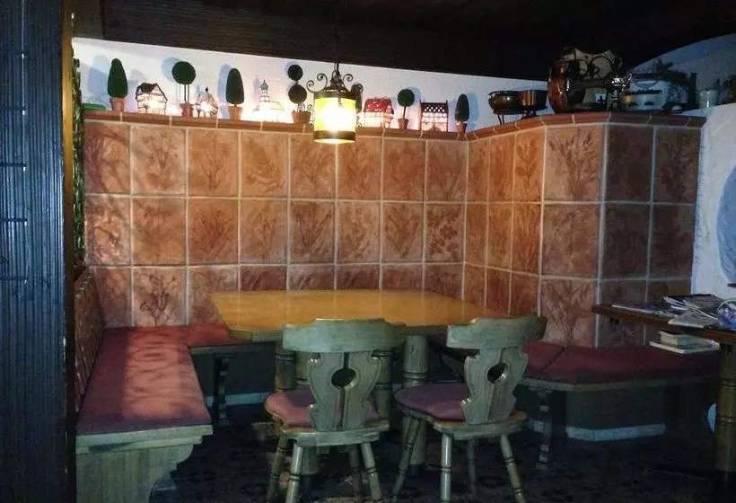 ホテル Restaurant Sonnenhang