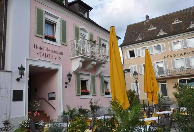 ホテル Stadthaus