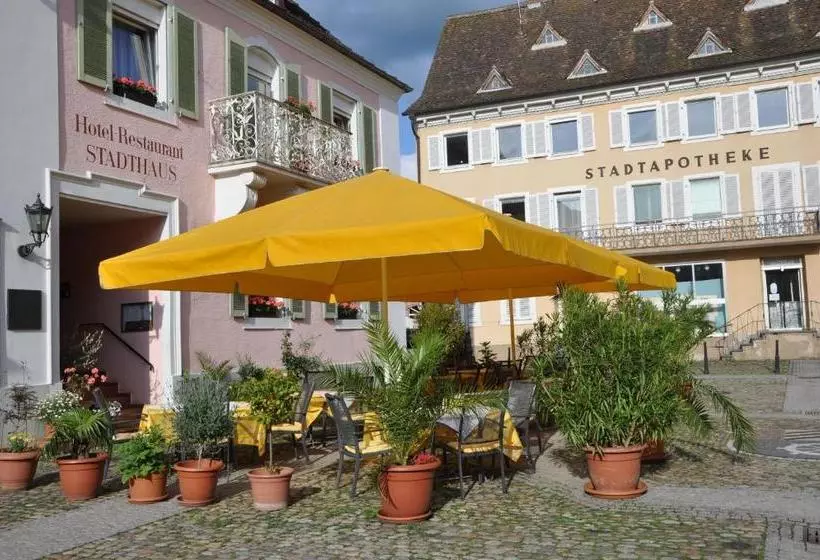 ホテル Stadthaus