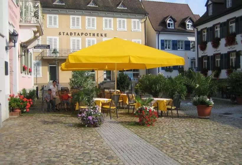 ホテル Stadthaus