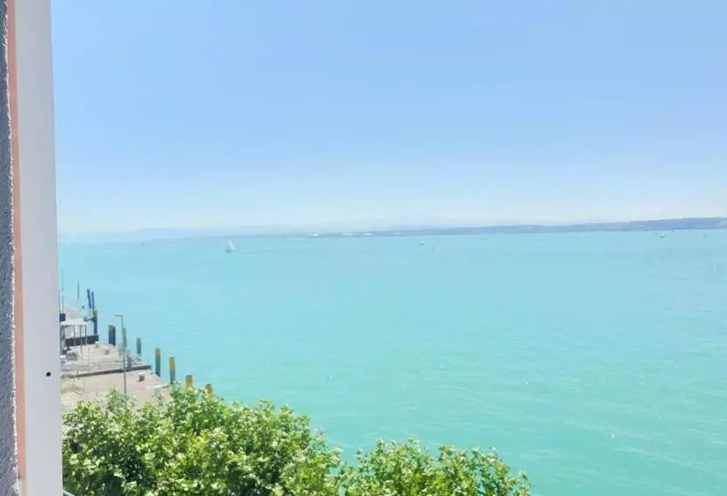 Hotelli Strand Cafe Meersburg