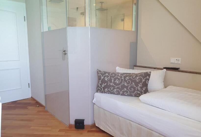 Отель Strand Cafe Meersburg