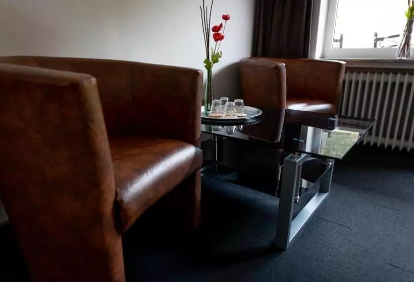 ホテル Tiefenhagen Sauerland