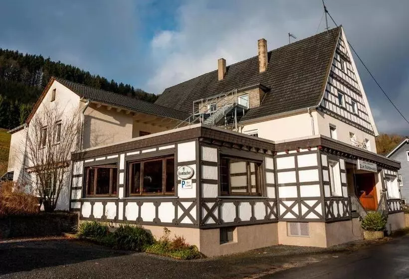 ホテル Tiefenhagen Sauerland