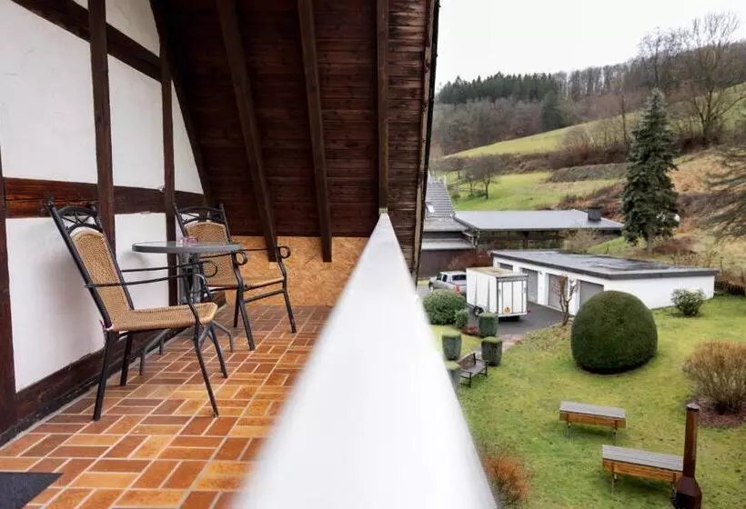 ホテル Tiefenhagen Sauerland