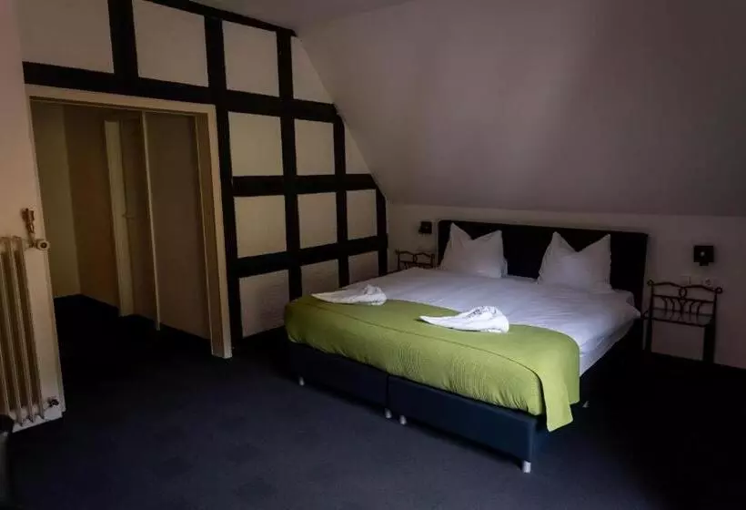 ホテル Tiefenhagen Sauerland
