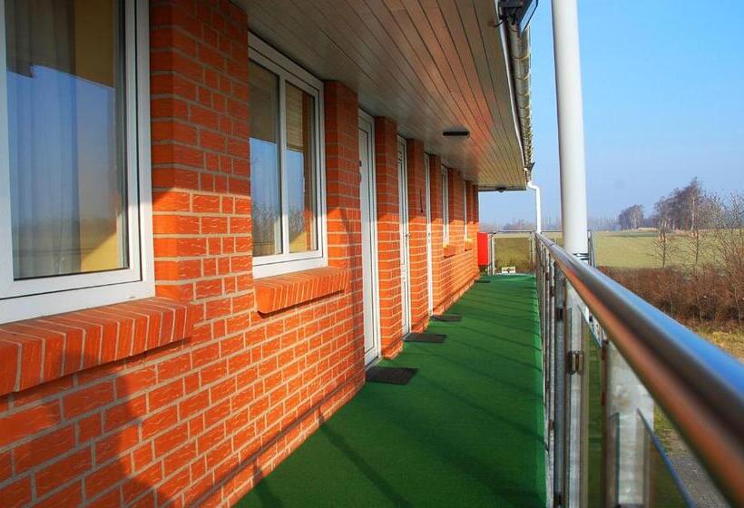 Отель Ziegenkrug Rostocker Tor