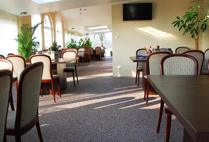 Отель Ziegenkrug Rostocker Tor