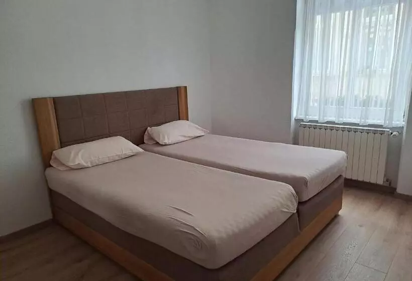 Hotelli Zur Post