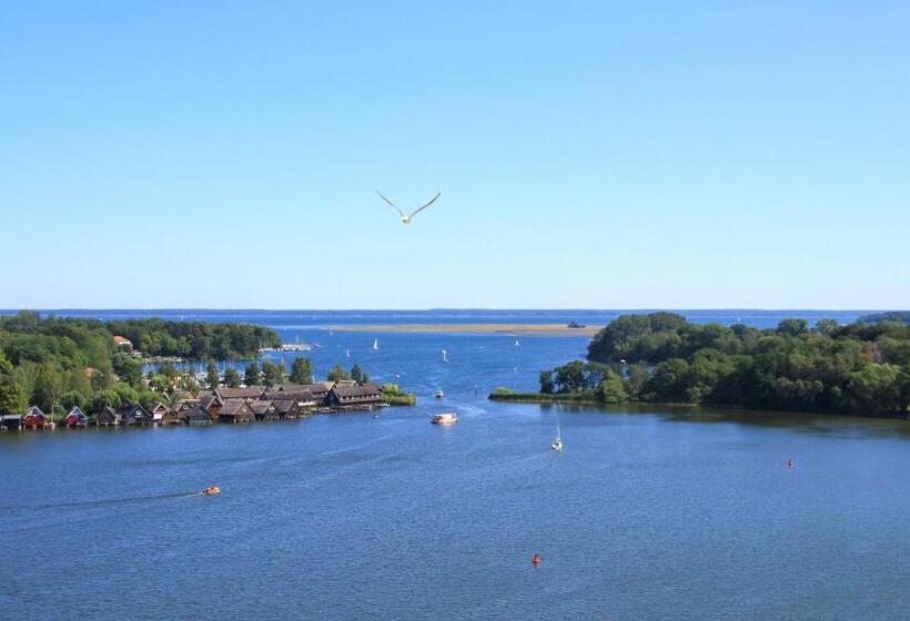 Landhaus Müritzgarten Hotel Garni