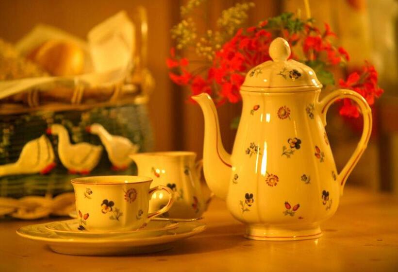 Landhaus Müritzgarten Hotel Garni