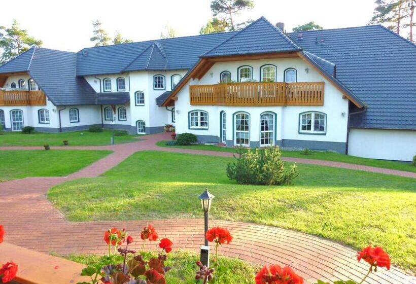 Landhaus Müritzgarten Hotel Garni