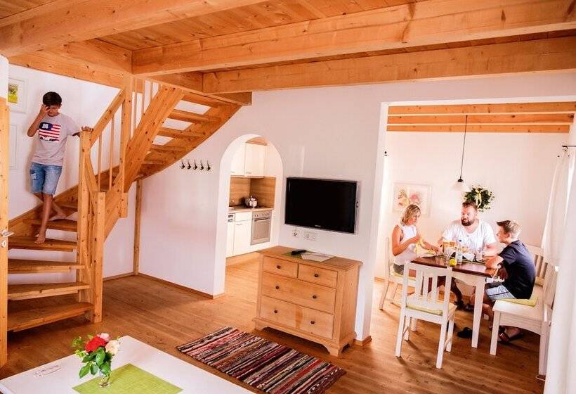 منتجع Vital Camp Bayerbach