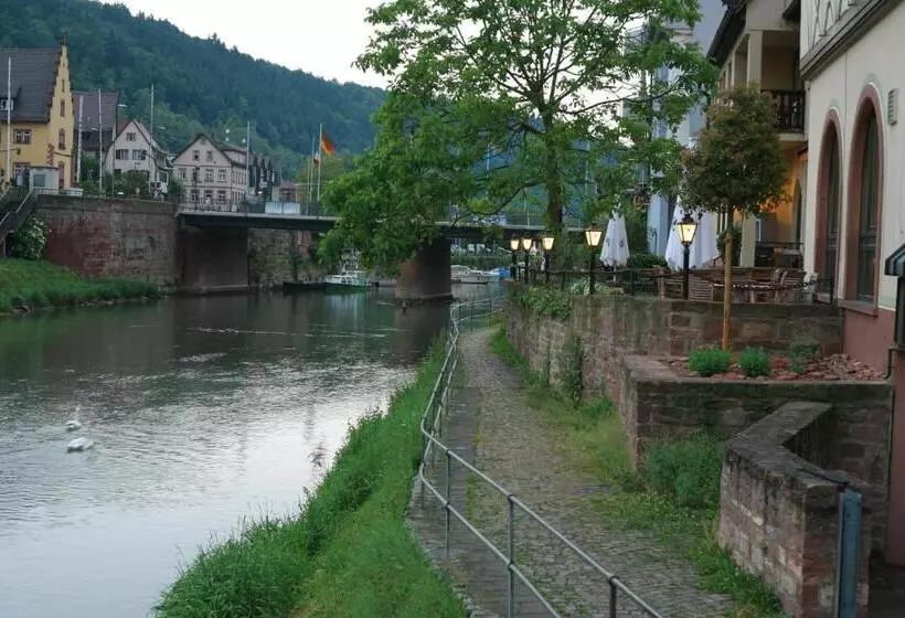 Tauberhotel Kette