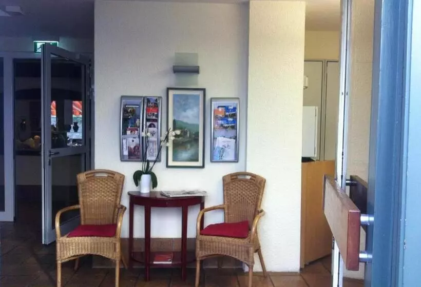 Tauberhotel Kette