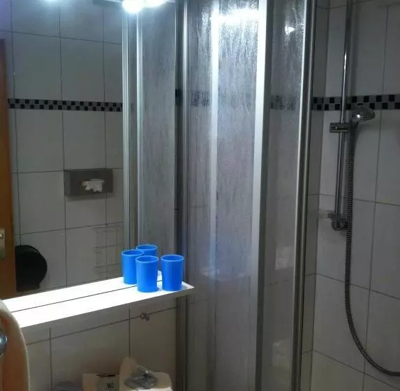 Tauberhotel Kette
