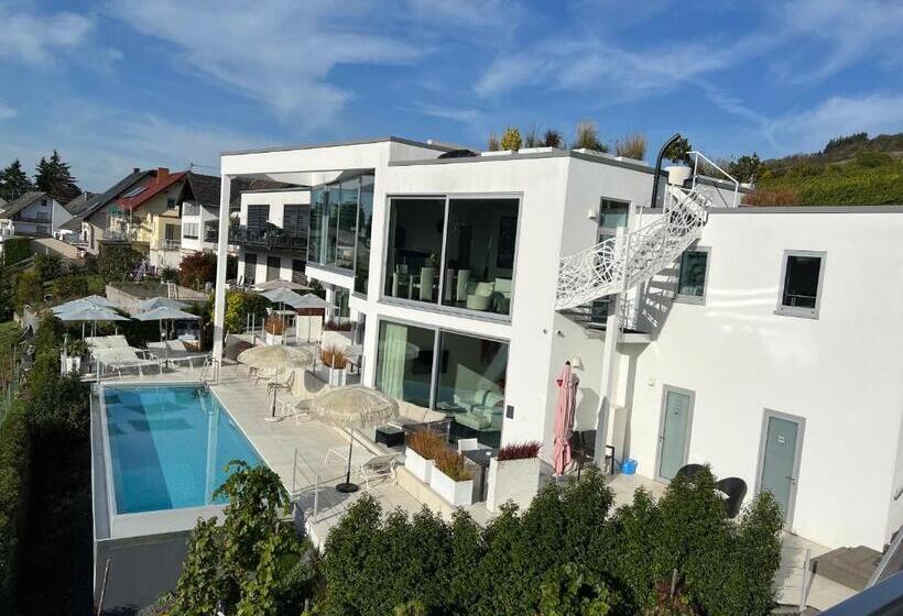 Weingut Aparthotel Olinger