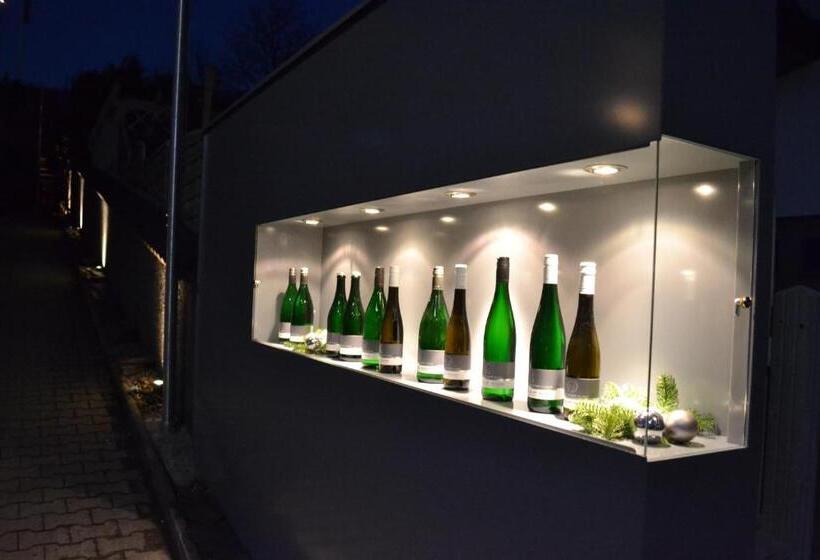 Weingut Aparthotel Olinger