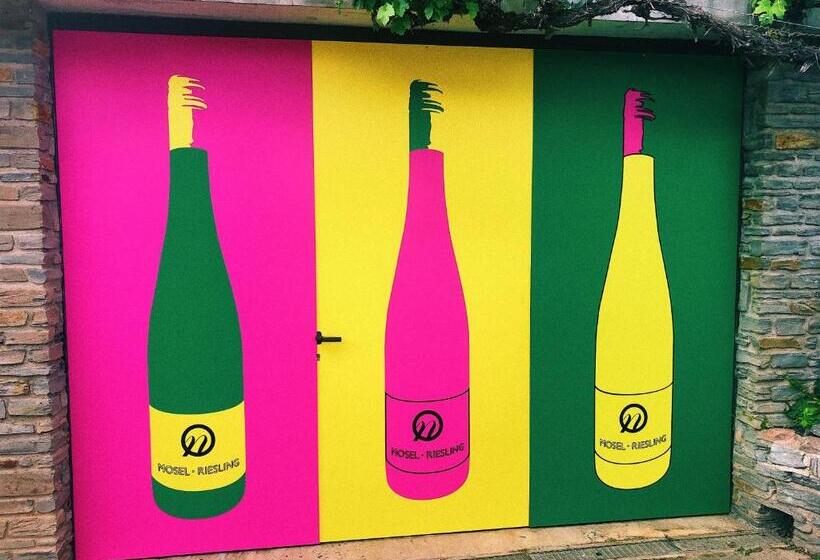 Weingut Aparthotel Olinger