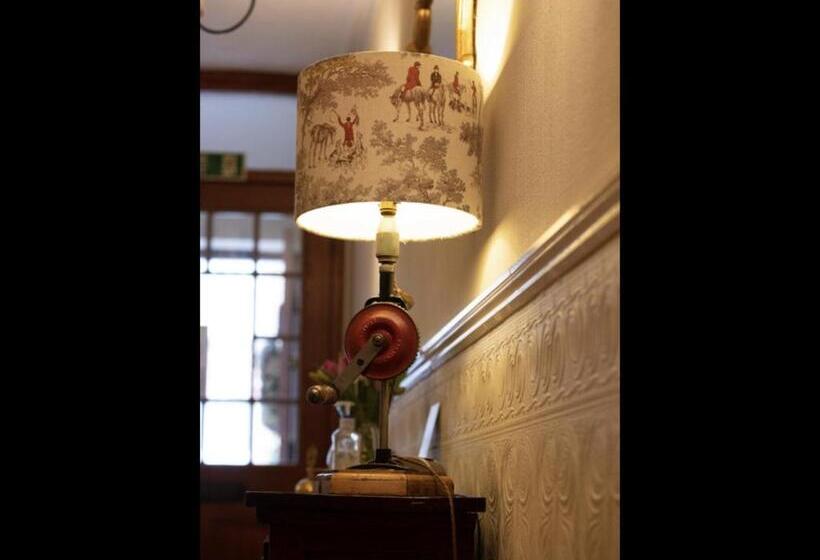 צימר Albury House