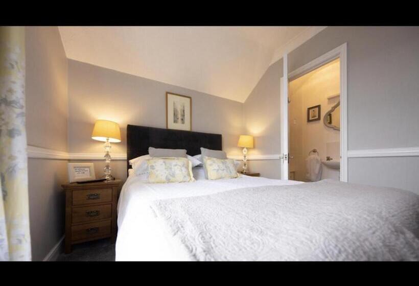 צימר Albury House