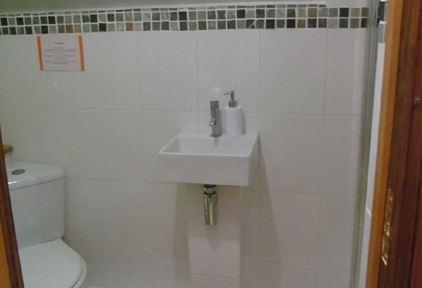 مبيت وإفطار The Old Star