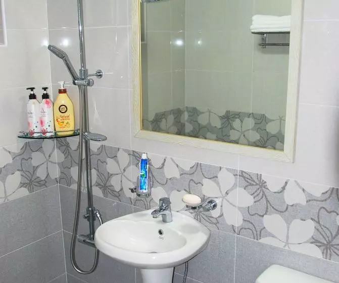Budapest Inn