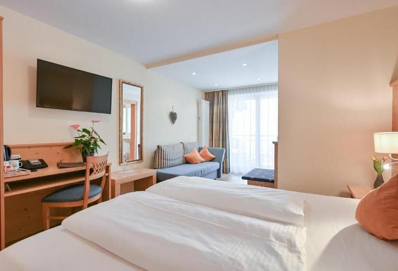 בית מלון כפרי Alpenstuben