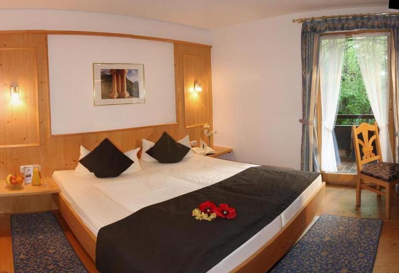 בית מלון כפרי Alpenstuben