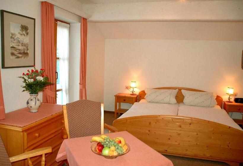 호텔 Alter Ziehbrunnen