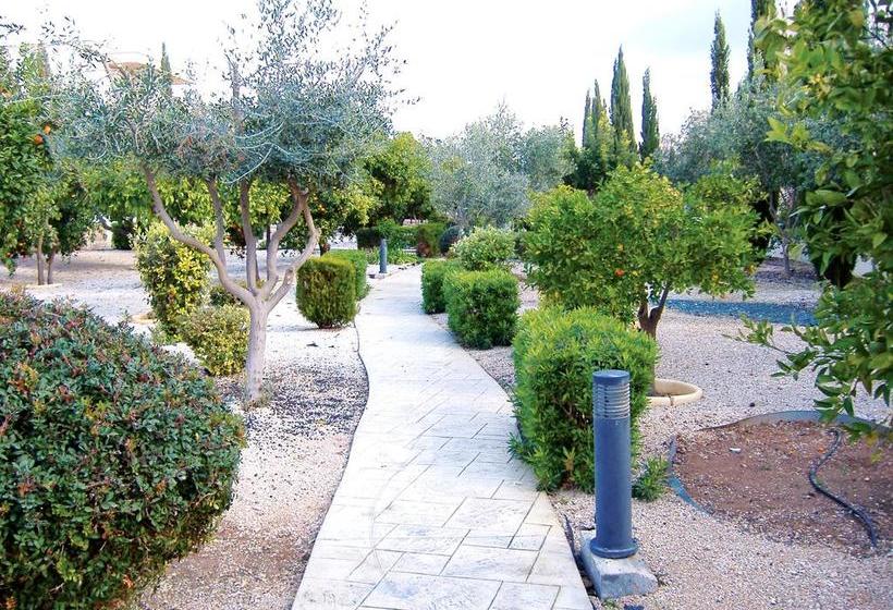 2 Bedrooms Apartment With Shared Pool And Wifi At Mandria 1 Km Away From The Beach