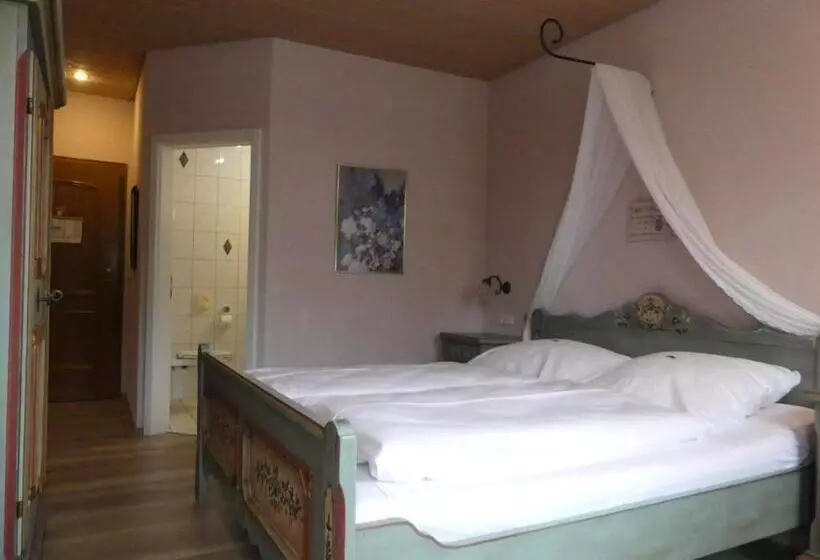 Hotelli Bayerischer Hof