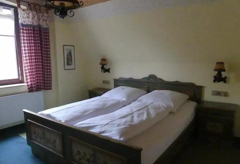 Hotelli Bayerischer Hof
