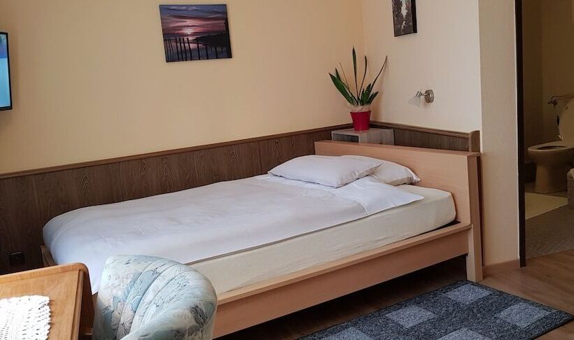 Отель Garni Julia