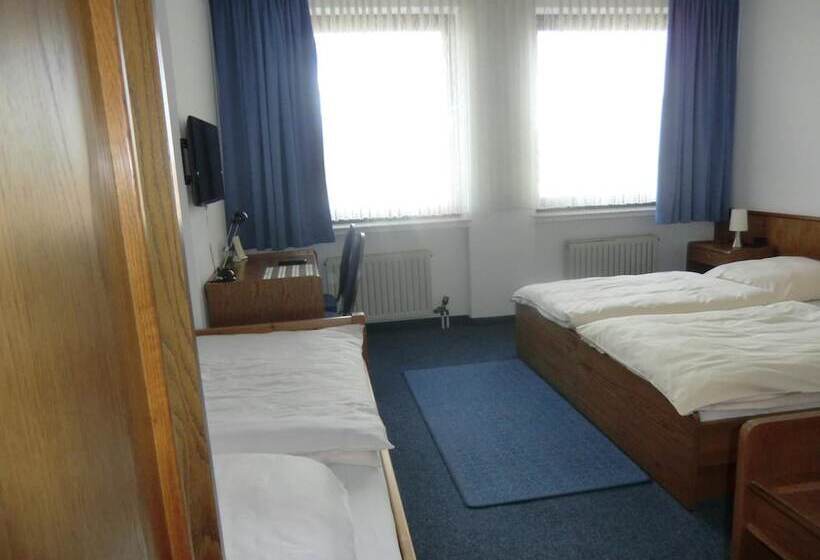 Отель Garni Julia