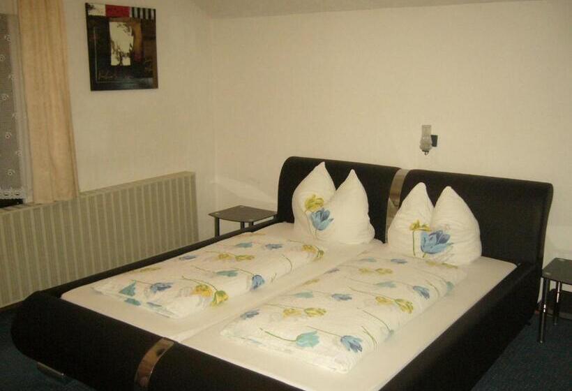 ホテル Höfener Wirtshaus