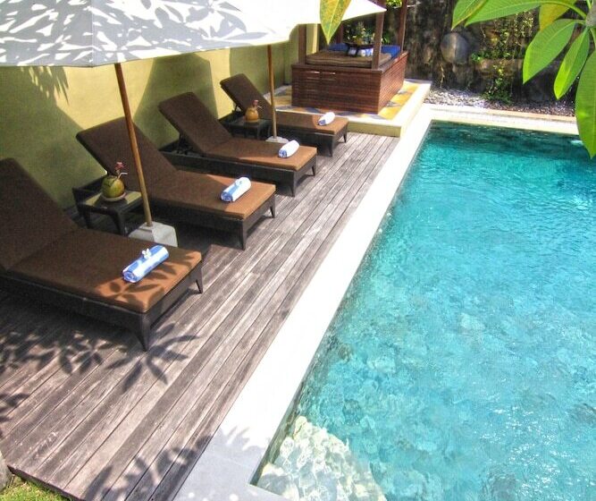 Otel Kubu Kedungu Villas