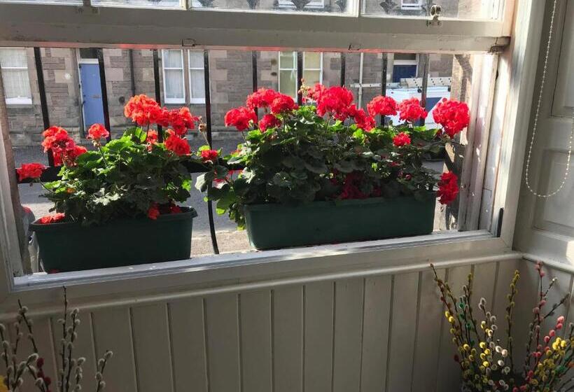 مبيت وإفطار Merchant House