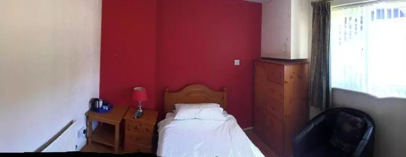 Aamiaismajoitus (B&B) Red Lion Accommodation