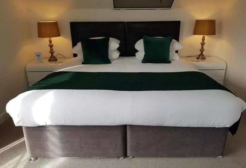 Aamiaismajoitus (B&B) Tirah Guest House