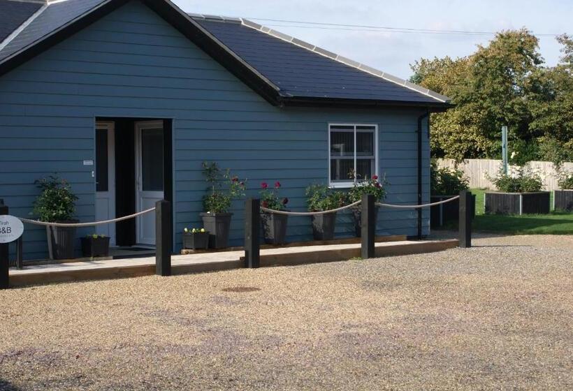 ベッドアンドブレックファースト Tirah Guest House