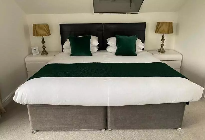 Aamiaismajoitus (B&B) Tirah Guest House